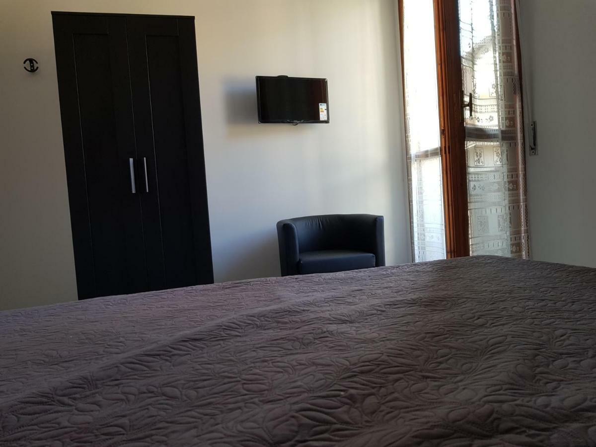 Affittacamere Umberto I Foligno Exteriör bild