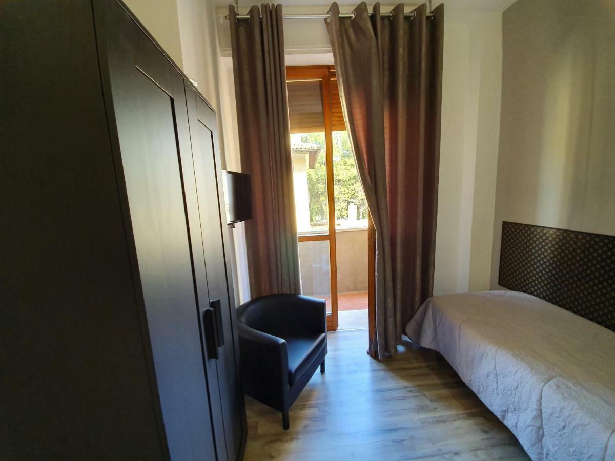 Affittacamere Umberto I Foligno Exteriör bild
